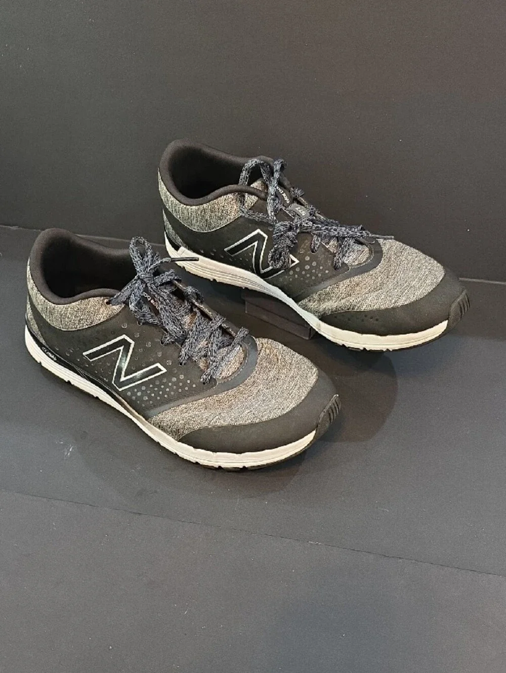 New Balance 577 V4 Grey and Black Women's Running Sneakers Size 9.5 D Wide
